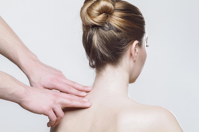 massaggio decontratturante è particolarmente efficace per chi soffre di tensioni muscolari e dolori